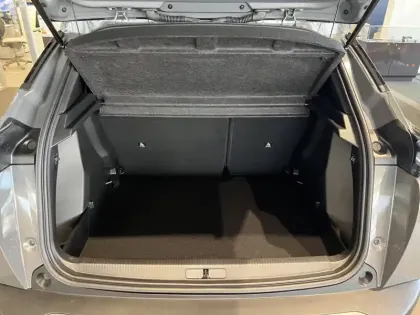 Photo 6 Peugeot 2008  Hybrid 145 e-DCS6