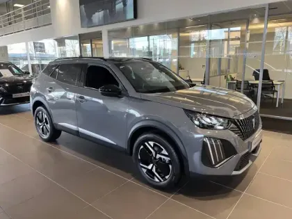 Photo 2 Peugeot 2008  Hybrid 145 e-DCS6