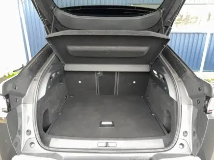 Photo 18 Peugeot 3008  Hybrid 136 e-DCS6