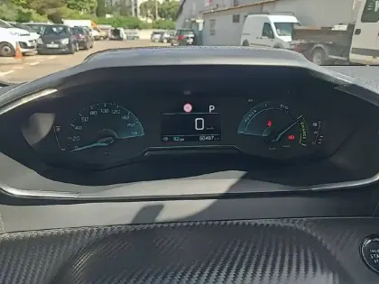 Photo 11 Peugeot 208  Electrique 50 kWh 136ch
