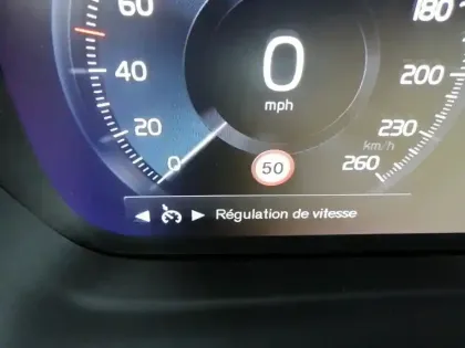 Photo 18 Volvo Xc40  T2 129 ch Geartronic 8