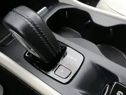 Photo 27 Volvo Xc40  T2 129 ch Geartronic 8