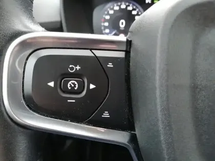 Photo 13 Volvo Xc40  T2 129 ch Geartronic 8