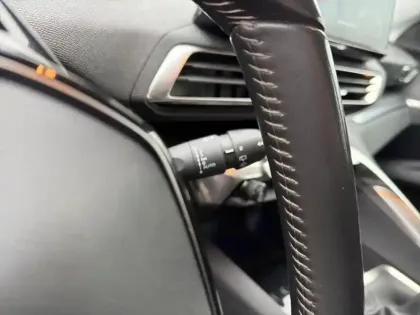 Photo 17 Peugeot 3008  BlueHDi 130ch S&S BVM6 Active Pack