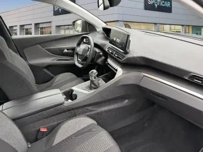 Photo 24 Peugeot 3008  BlueHDi 130ch S&S BVM6 Active Pack