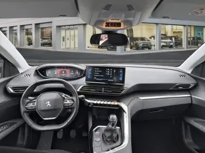 Photo 9 Peugeot 3008  BlueHDi 130ch S&S BVM6 Active Pack