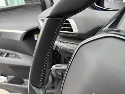 Photo 16 Peugeot 3008  BlueHDi 130ch S&S BVM6 Active Pack