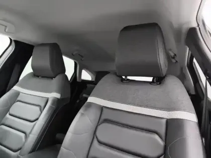 Photo 24 Citroën C4  PureTech 130 S&S EAT8 Shine