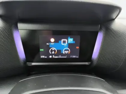 Photo 20 Citroën C4  PureTech 130 S&S EAT8 Shine