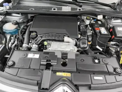 Photo 6 Citroën C4  PureTech 130 S&S EAT8 Shine