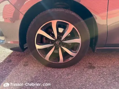 Photo 14 Citroën C4  BlueHDi 120 S&S BVM6 Millenium