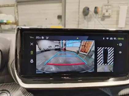 Photo 25 Peugeot 208  Electrique 50 kWh 136ch Allure