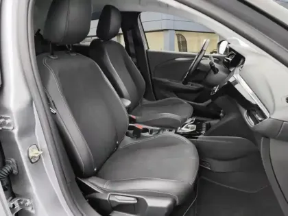 Photo 8 Opel Corsa  Electrique 136 ch & Batterie 50 kw/h Elegance