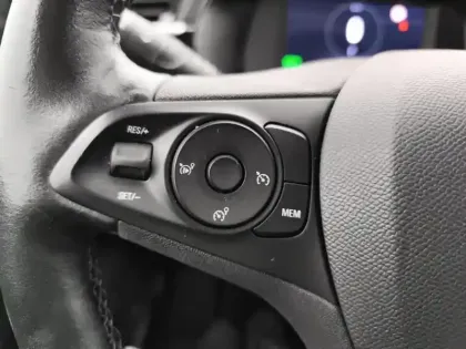 Photo 18 Opel Corsa  Electrique 136 ch & Batterie 50 kw/h Elegance