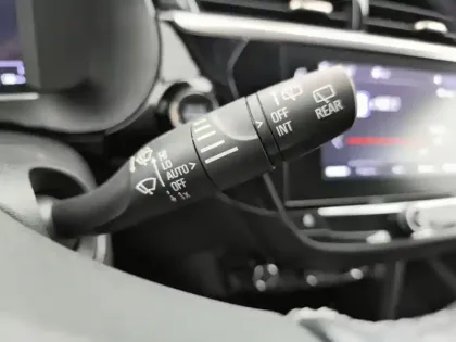 Photo 16 Opel Corsa  Electrique 136 ch & Batterie 50 kw/h Elegance