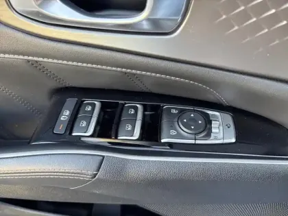 Photo 19 Kia Sorento  1.6 T-GDi Hybride 230 ch 7 pl  BVA6 Design