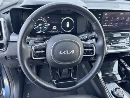 Photo 11 Kia Sorento  1.6 T-GDi Hybride 230 ch 7 pl  BVA6 Design