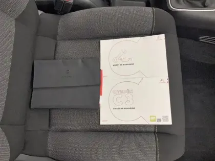 Photo 15 Citroën C3  BlueHDi 100 S&S BVM6 Shine Business