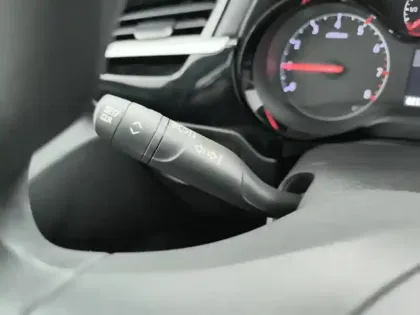 Photo 17 Opel Corsa  1.2 75 ch BVM5 Edition