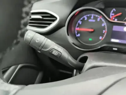 Photo 17 Opel Crossland  1.2 Turbo 110 ch BVM6 Elegance