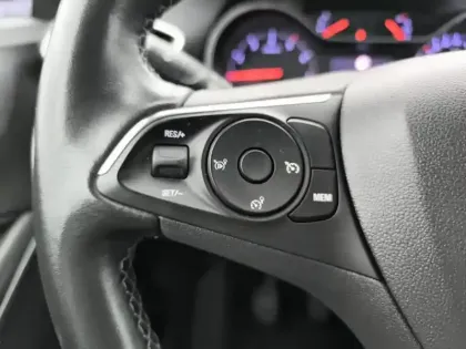 Photo 18 Opel Crossland  1.2 Turbo 110 ch BVM6 Elegance