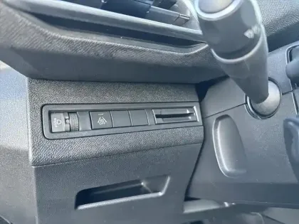 Photo 18 Peugeot 3008  BlueHDi 130ch S&S EAT8 Allure Pack