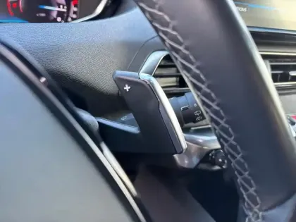 Photo 16 Peugeot 3008  BlueHDi 130ch S&S EAT8 Allure Pack