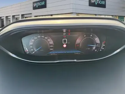 Photo 20 Peugeot 3008  BlueHDi 130ch S&S EAT8 Allure Pack