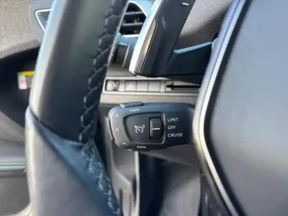 Photo 17 Peugeot 3008  BlueHDi 130ch S&S EAT8 Allure Pack