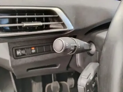 Photo 16 Peugeot 3008 Gén. II Ph2 Allure Pack 5