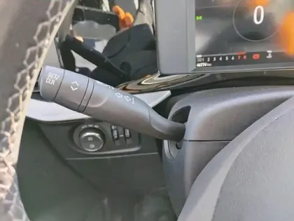 Photo 16 Opel Mokka  1.2 Turbo 100 ch BVM6 Elegance