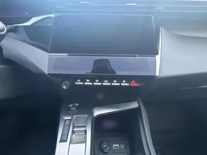 Photo 12 Peugeot 308  BlueHDi 130ch S&S EAT8 Allure