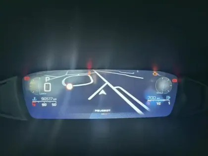 Photo 20 Peugeot 308  BlueHDi 130ch S&S EAT8 Allure