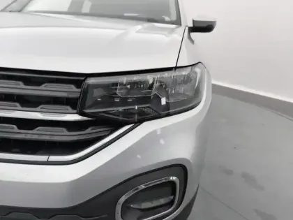 Photo 13 Volkswagen T-cross  1.0 TSI 95 Start/Stop BVM5 Lounge