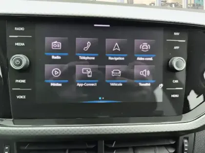 Photo 10 Volkswagen T-cross  1.0 TSI 95 Start/Stop BVM5 Lounge