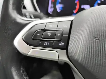 Photo 18 Volkswagen T-cross  1.0 TSI 95 Start/Stop BVM5 Lounge