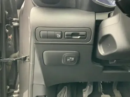 Photo 16 Citroën C3 Aircross  PureTech 110 S&S BVM6 Shine Pack