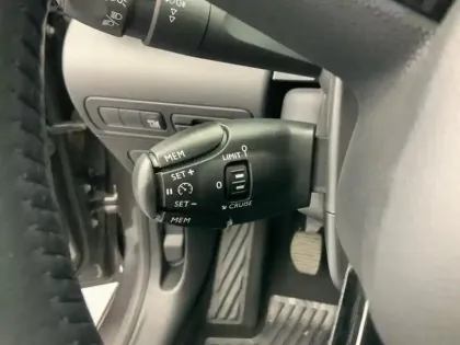 Photo 17 Citroën C3 Aircross  PureTech 110 S&S BVM6 Shine Pack