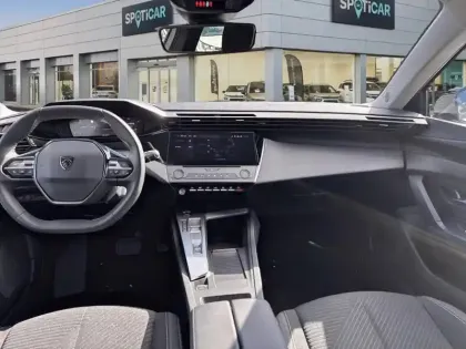 Photo 9 Peugeot 308  PHEV 180 e-EAT8 Active Pack