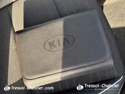 Photo 15 Kia Rio  1.0 T-GDi 120 ch MHEV DCT7 GT-Line Premium