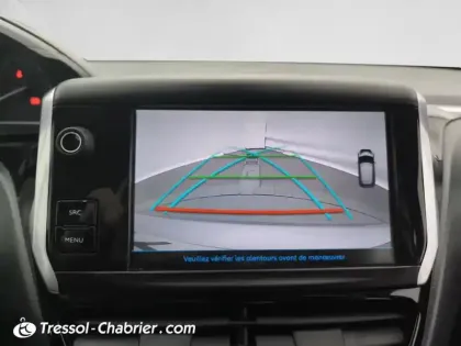 Photo 25 Peugeot 208 Gén. I Ph2 Signature 5