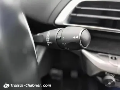 Photo 16 Peugeot 3008  1.2 Puretech 130ch S&S EAT6 Allure