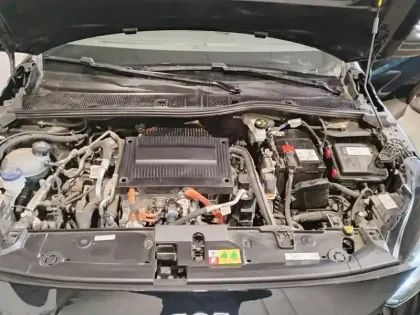 Photo 5 Peugeot 208  Electrique 50 kWh 136ch Roadtrip