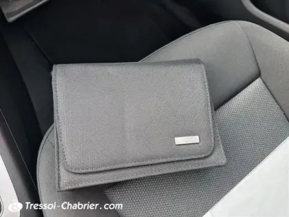 Photo 15 Audi Q3  2.0 TDI Ultra 150 ch Ambiente