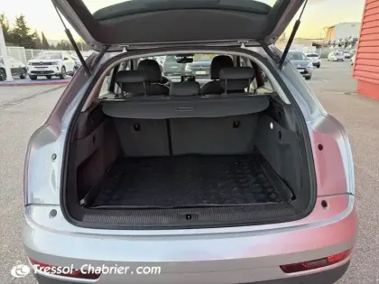 Photo 7 Audi Q3  2.0 TDI Ultra 150 ch Ambiente