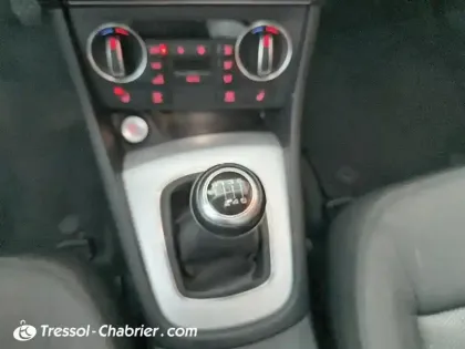 Photo 23 Audi Q3  2.0 TDI Ultra 150 ch Ambiente