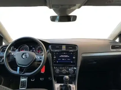 Photo 8 Volkswagen Golf 1.5 TSI 130 EVO BVM6 IQ.DRIVE