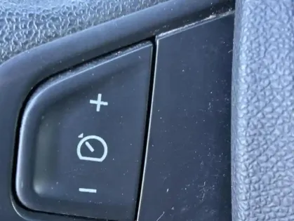 Photo 34 Renault Kangoo II Cab Appro ExtraRLink - Blue dCi 115