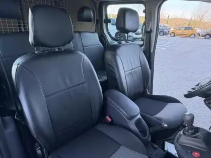 Photo 42 Renault Kangoo II Cab Appro ExtraRLink - Blue dCi 115