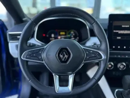 Photo 19 Renault Clio V Techno E-Tech full hybrid 145